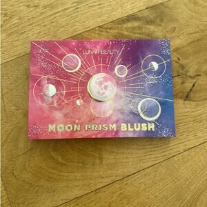 Lunar Beauty - Moon Prism Blush Palette in Pink
